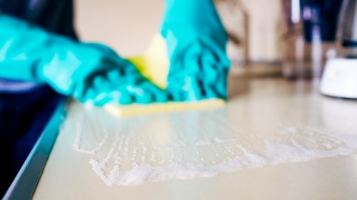 Deep cleaning in W4 for a bright and fresh home interior